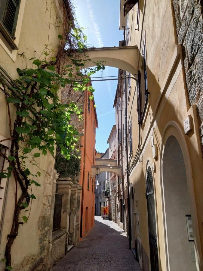 La Casa Di Via Musso Appartement Noli Buitenkant foto