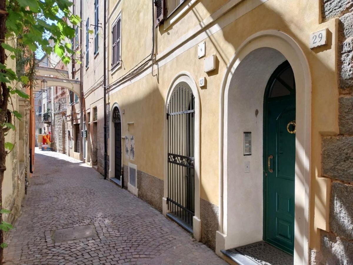 La Casa Di Via Musso Appartement Noli Buitenkant foto